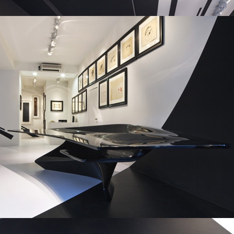 Zaha Hadid  -  Ausstellung "Suprematism" in der Galerie Gmurzynska, Schweiz