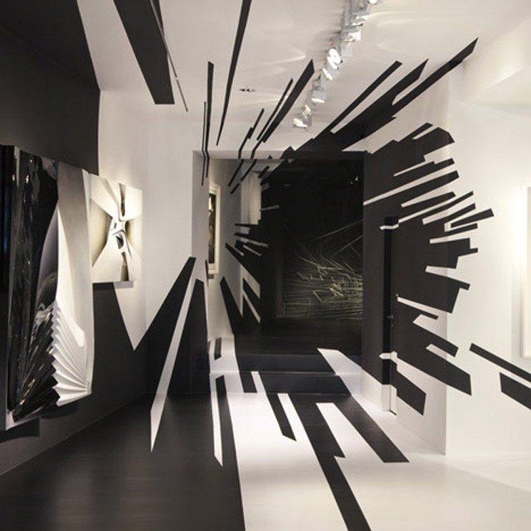 Zaha Hadid  -  Ausstellung "Suprematism" in der Galerie Gmurzynska, Schweiz